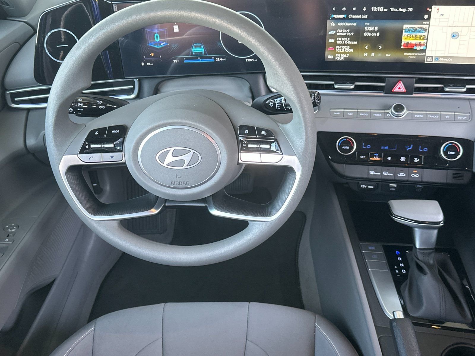 2024 Hyundai Elantra SEL - Photo 13