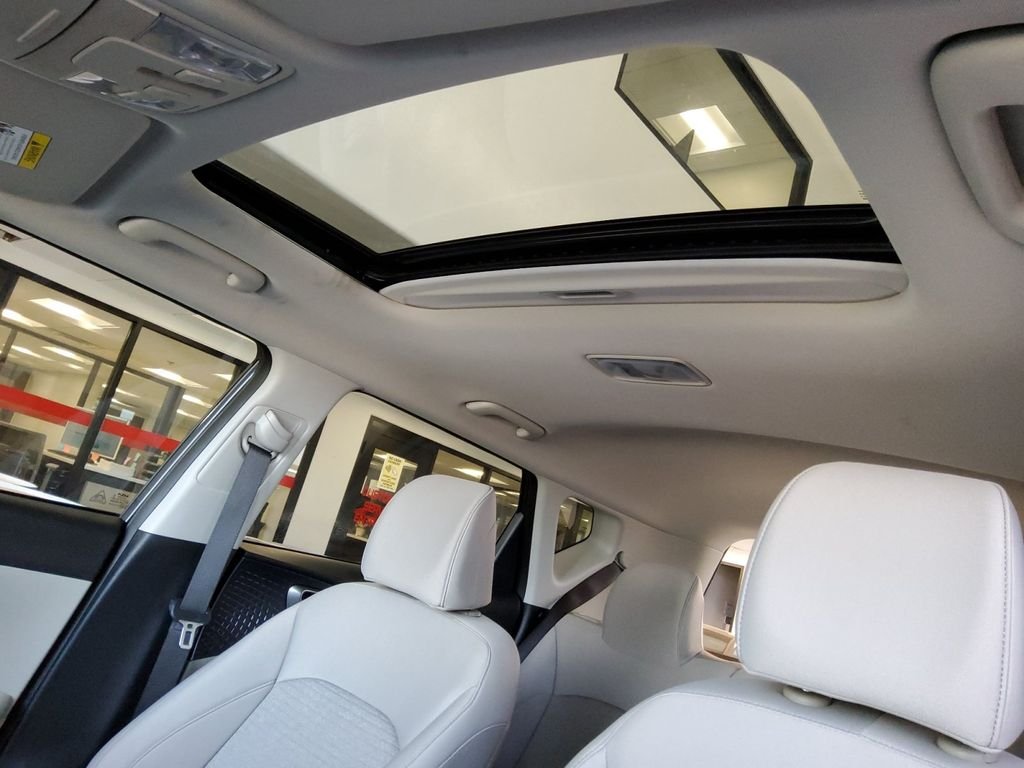 Used 2025 Gray Kia EX image 25