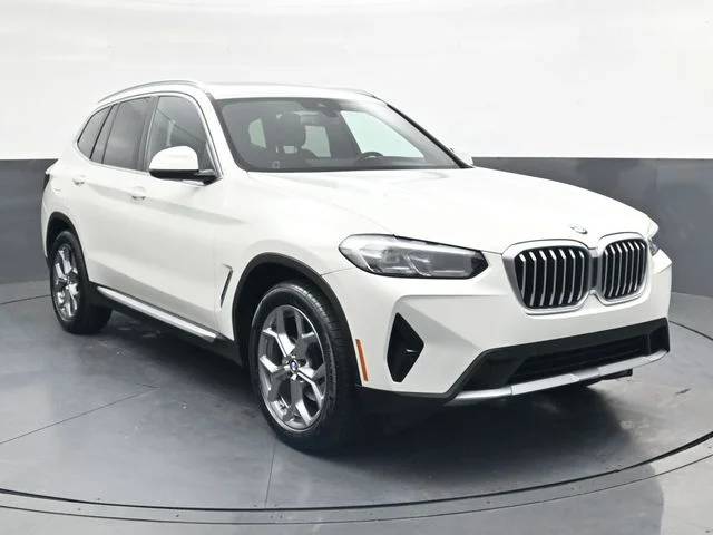 Used 2023 White BMW sDrive30i image 2