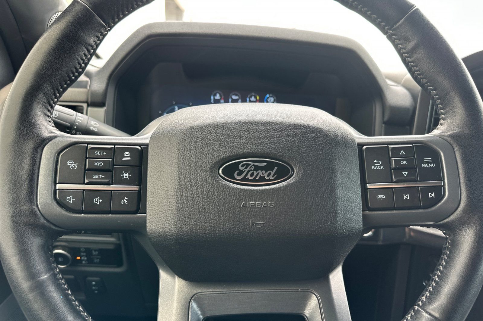 Used 2024 White Ford Lariat image 24
