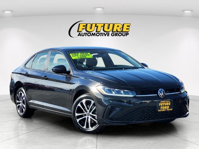 Used 2025  Volkswagen 1.5T Sport image 1
