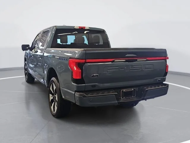 Used 2023 Gray Ford Platinum image 4