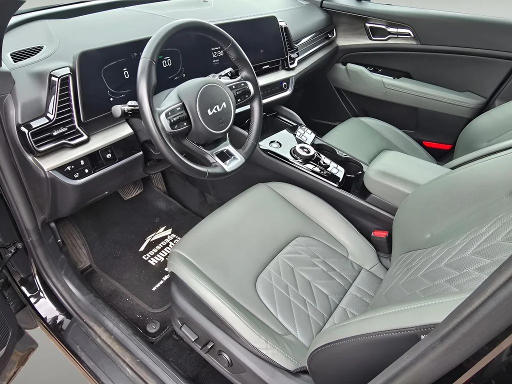 Used 2023 Fusion Black Kia X-Line image 25