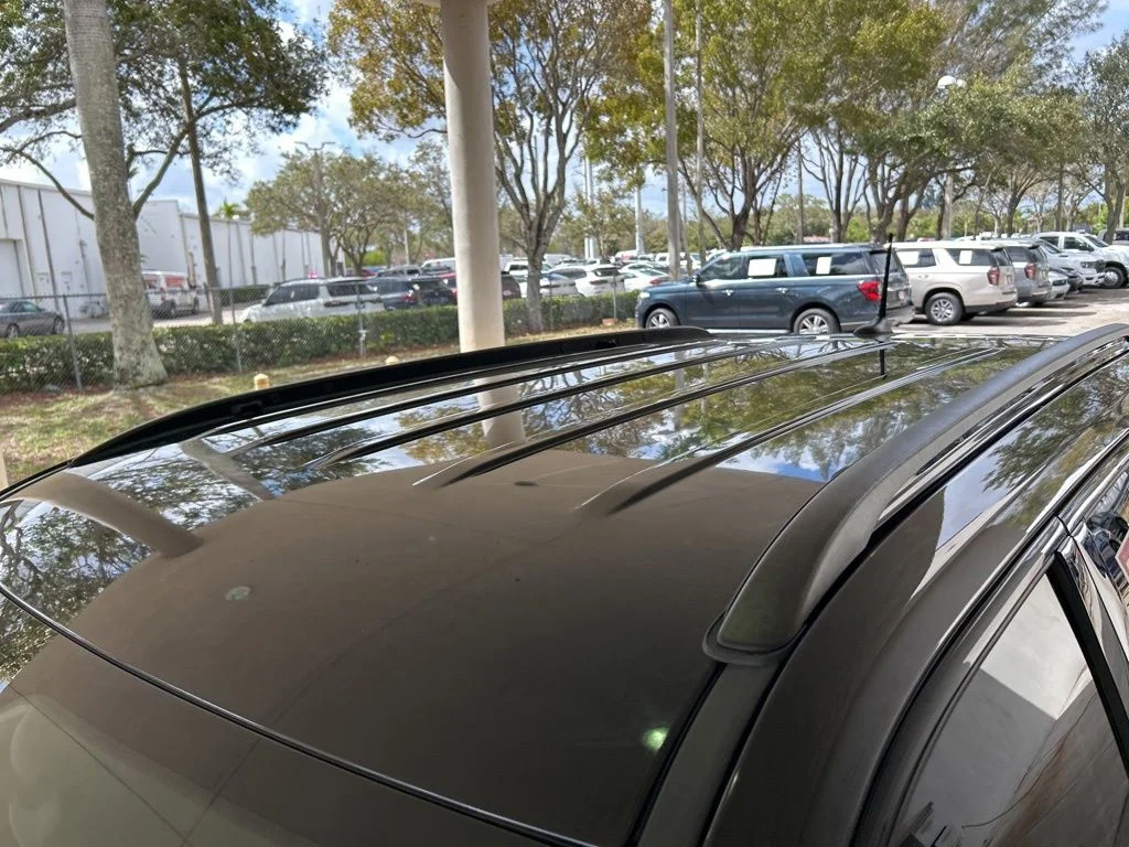Used 2023 White Jeep Altitude image 16