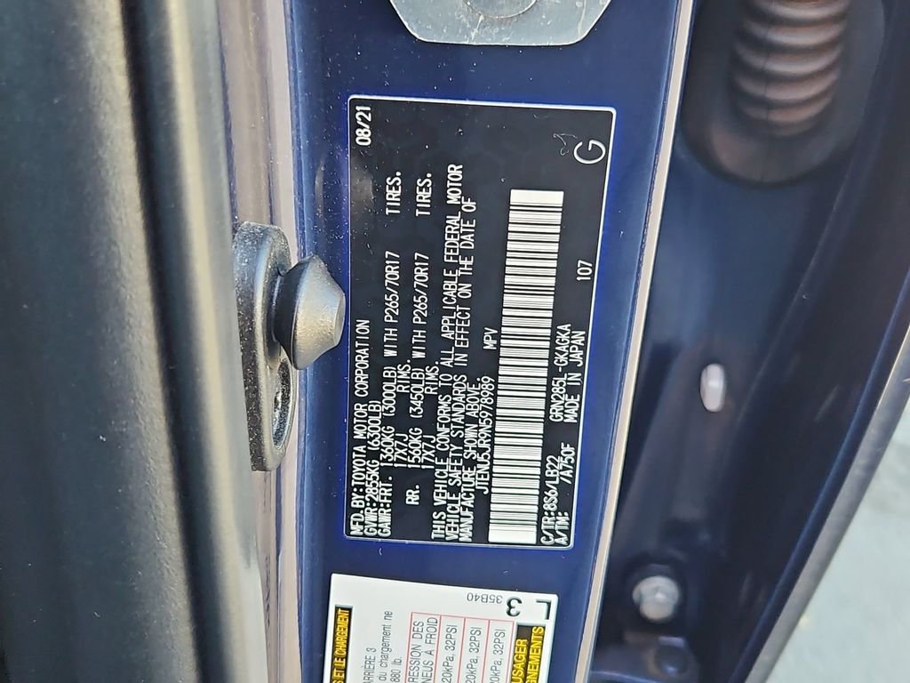 Used 2022 Nautical Blue Metallic Toyota SR5 Premium image 31