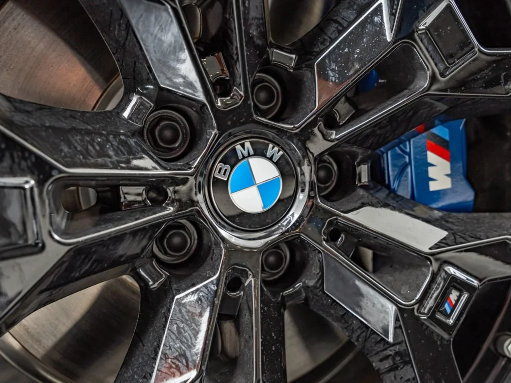 2026 BMW 3 Series M340i - Photo 11