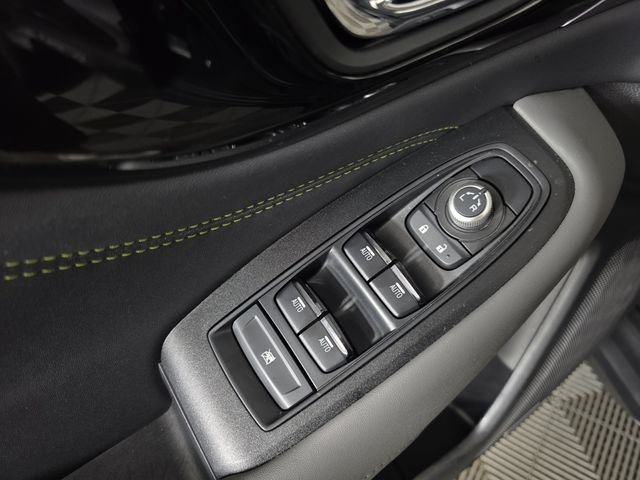 Used 2025 Black Subaru Onyx Edition image 22