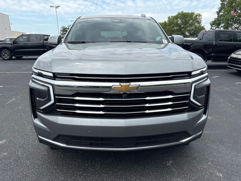 Used 2025 Gray Chevrolet LT image 8