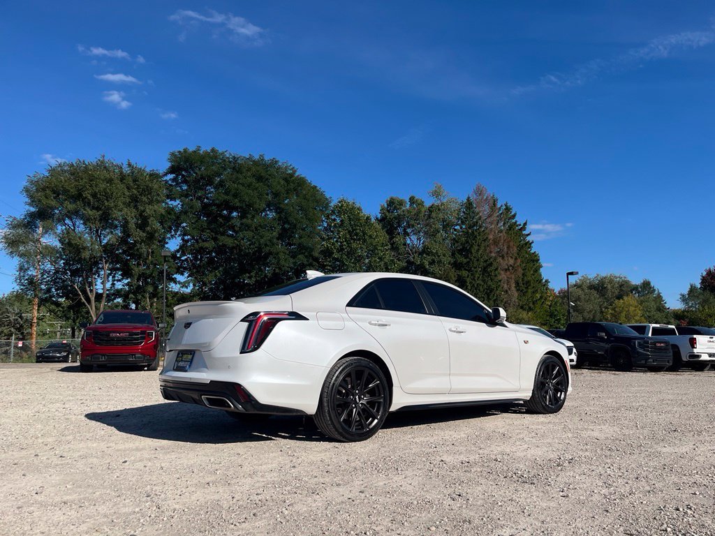 Used 2021 Crystal White Tricoat Cadillac Sport image 5
