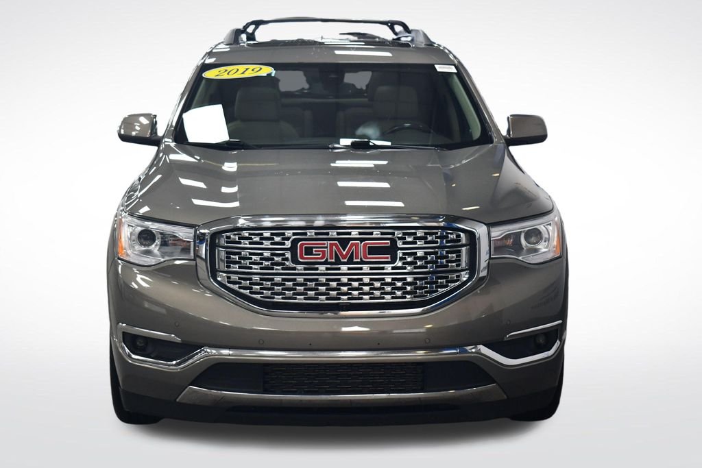 Used 2019 Pepperdust Metallic GMC Denali image 11