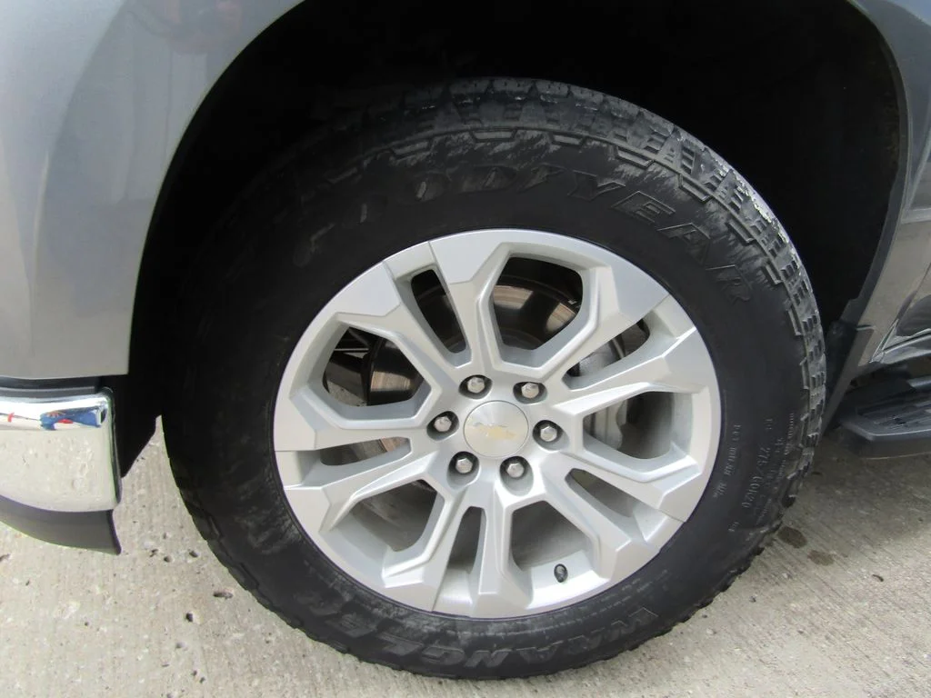 Used 2022 Satin Steel Metallic Chevrolet LTZ image 34