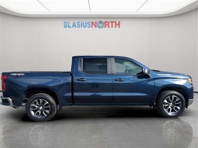 2023 Chevrolet Silverado 1500 LT photo 4