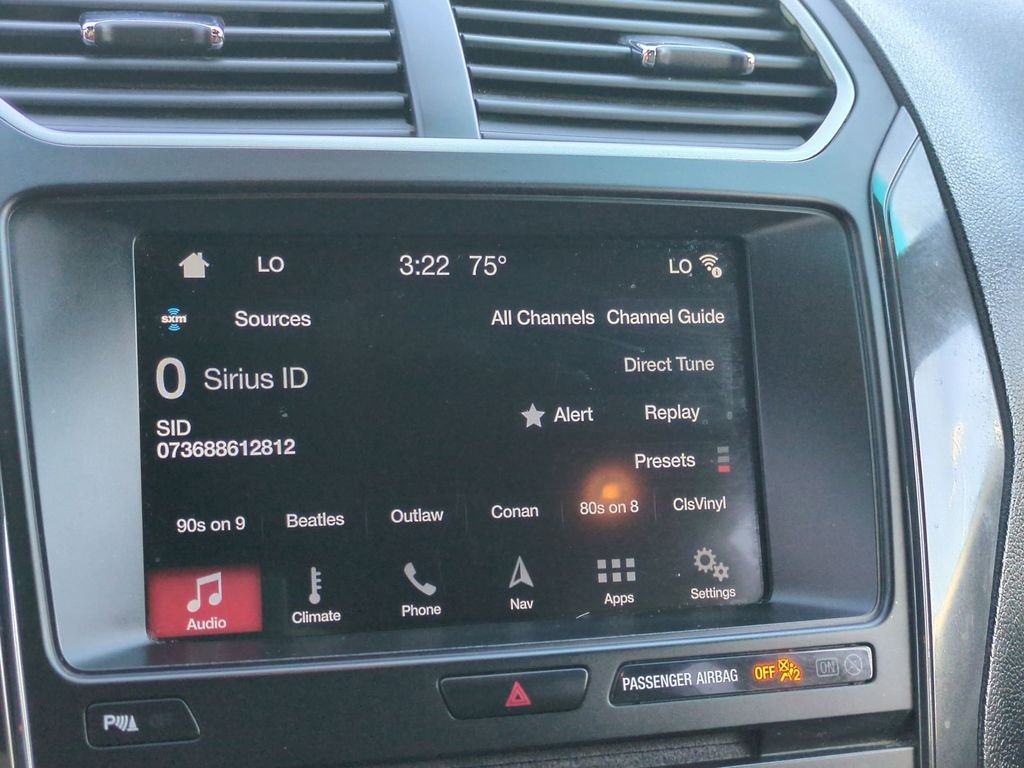 Used 2017 Blue Ford XLT image 22