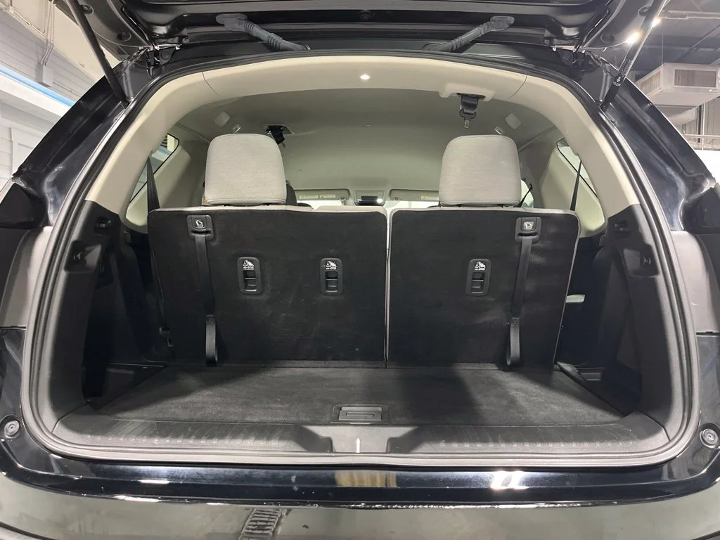 2023 Honda Pilot LX - Photo 30