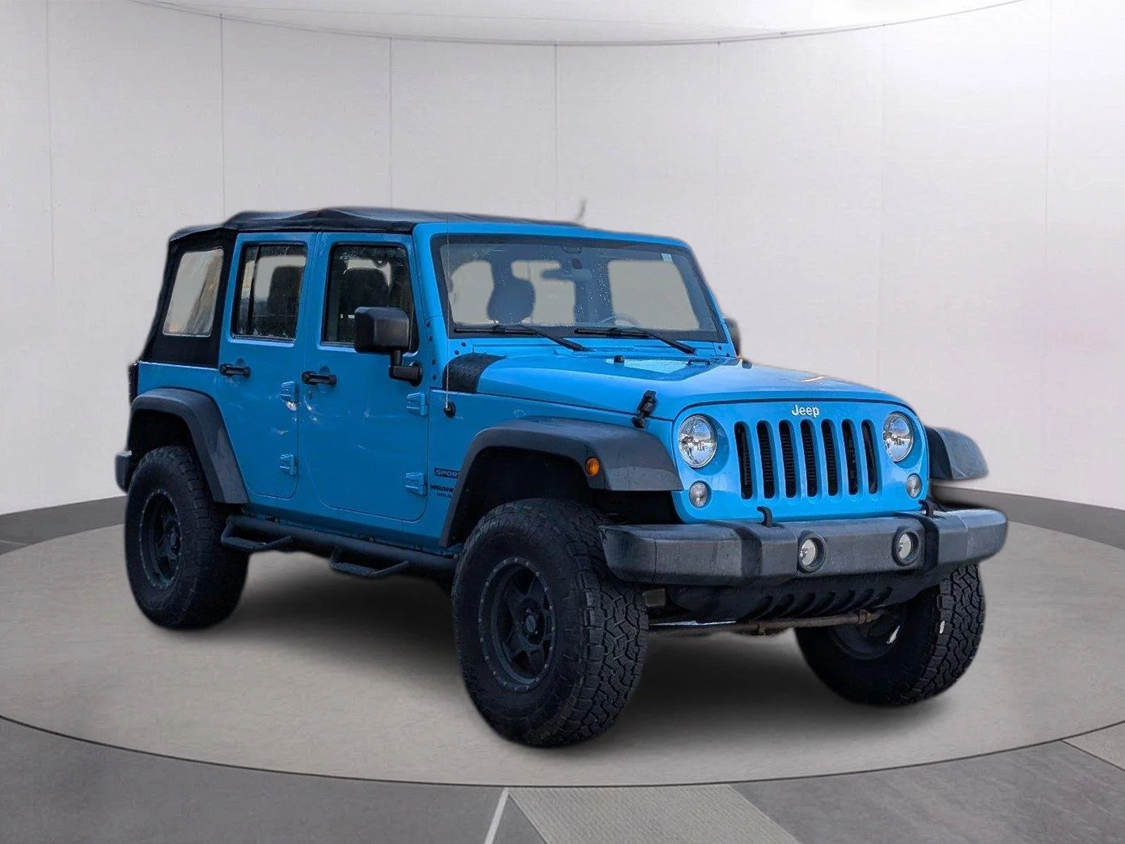 Used 2017 Chief Clearcoat Jeep Sport image 8