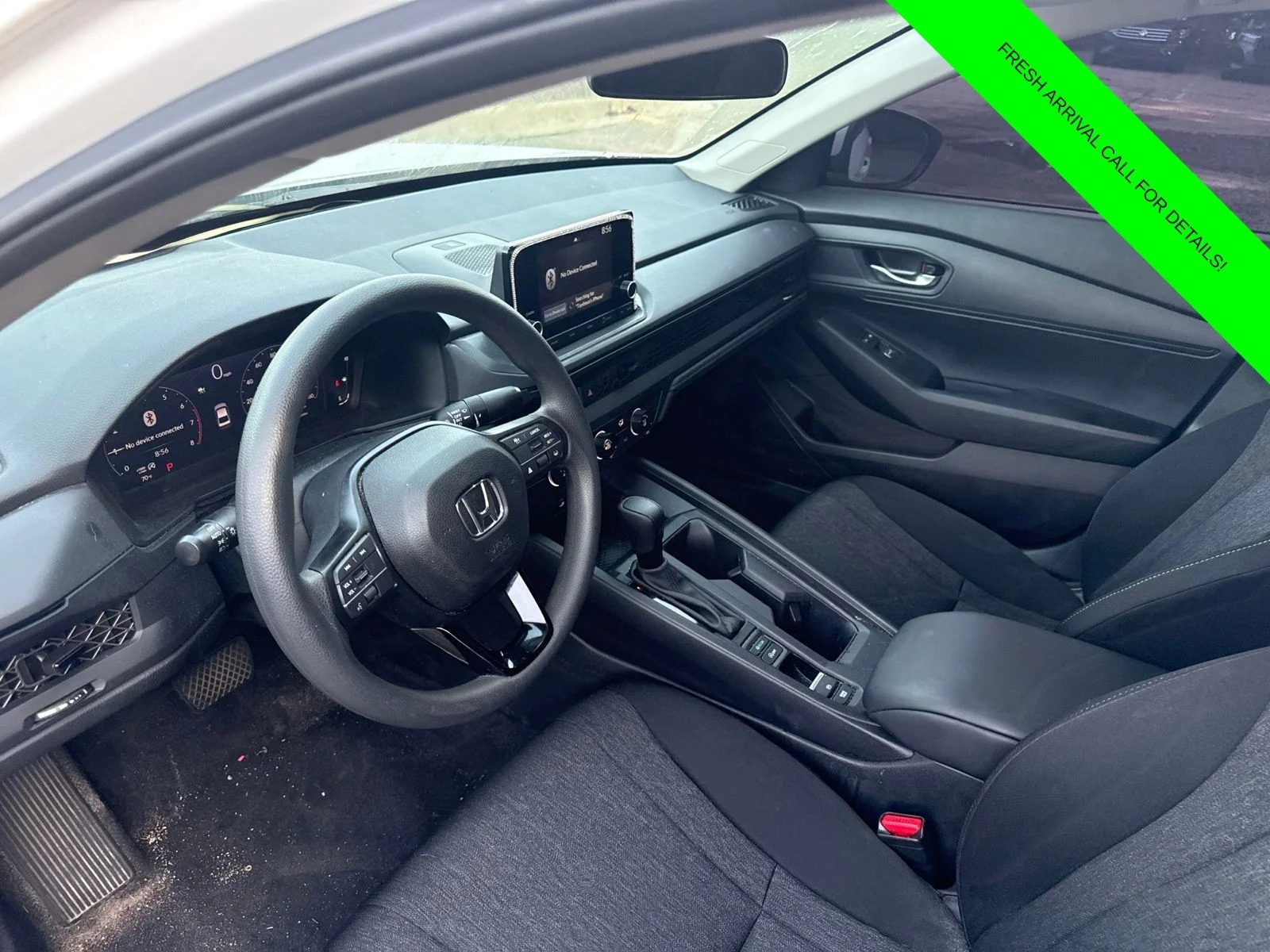 Used 2024 Platinum White Pearl Honda LX image 14
