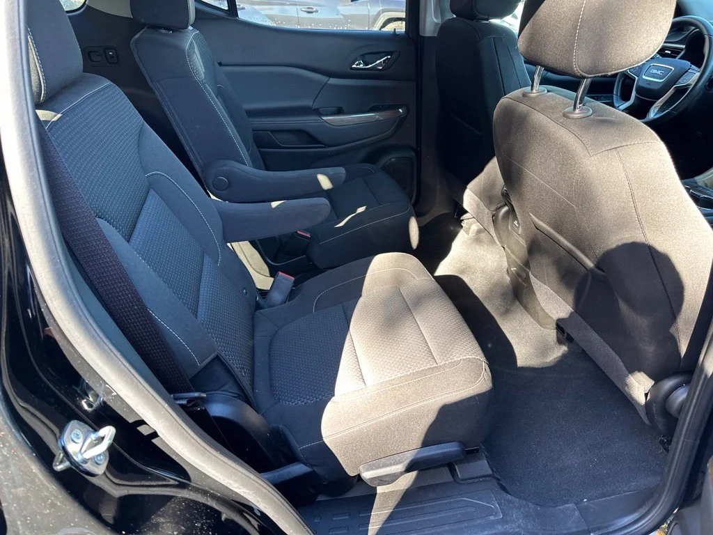 Used 2023 Ebony Twilight Metallic GMC SLE image 7