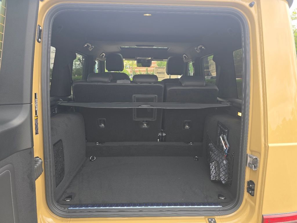 New 2026 MANUFAKTUR Desert Sand non-metallic Mercedes-Benz G 550 image 56