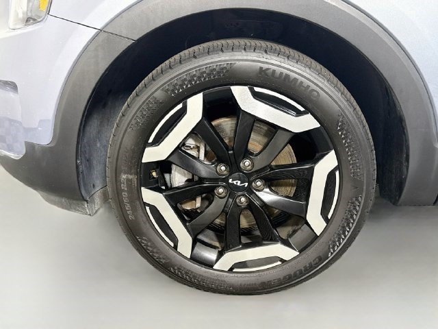 Used 2024 Everlasting Silver Kia S image 34