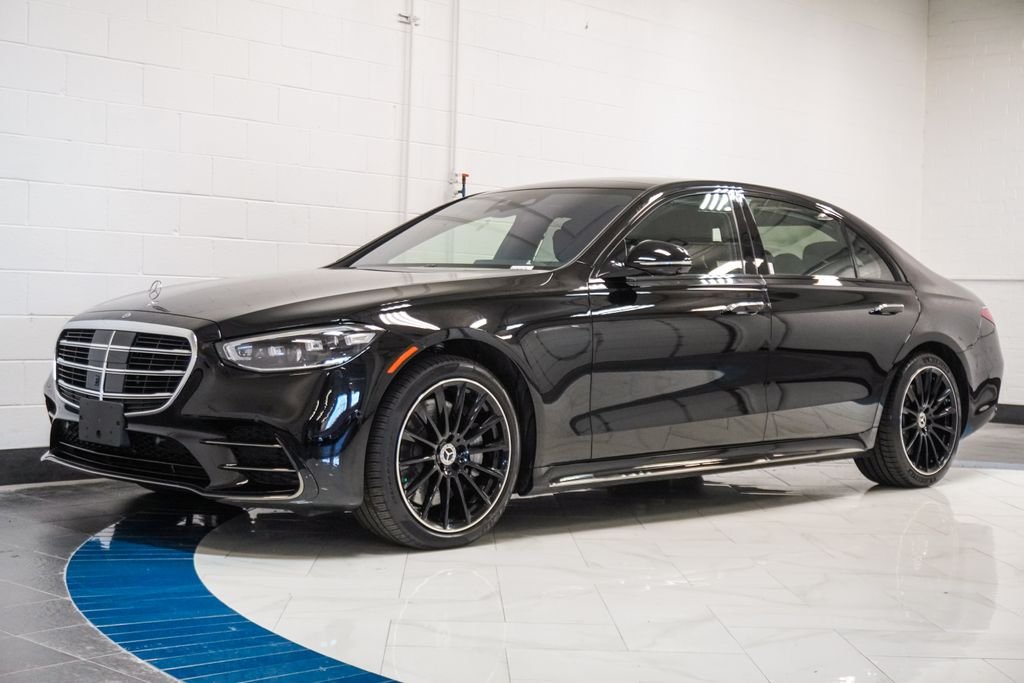 Used 2024 Black Mercedes-Benz S 580 image 4