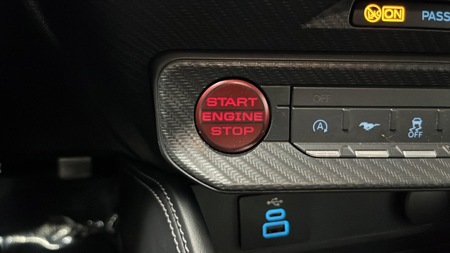 Used 2025 Shadow Black Ford EcoBoost Premium image 22