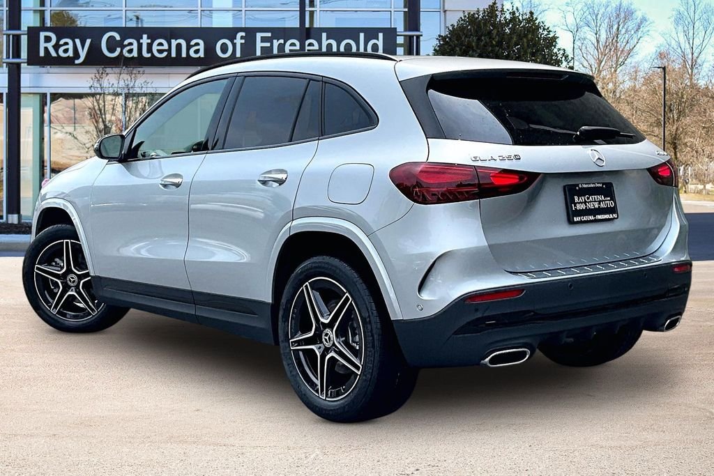 New 2026 Cirrus Silver Metallic Mercedes-Benz GLA 250 image 3