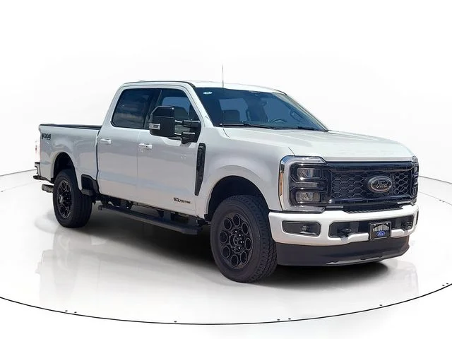 New 2026 Oxford White Ford Lariat image 3