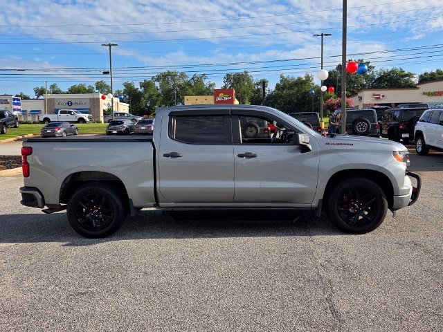 Used 2023 Gray Chevrolet Custom image 16
