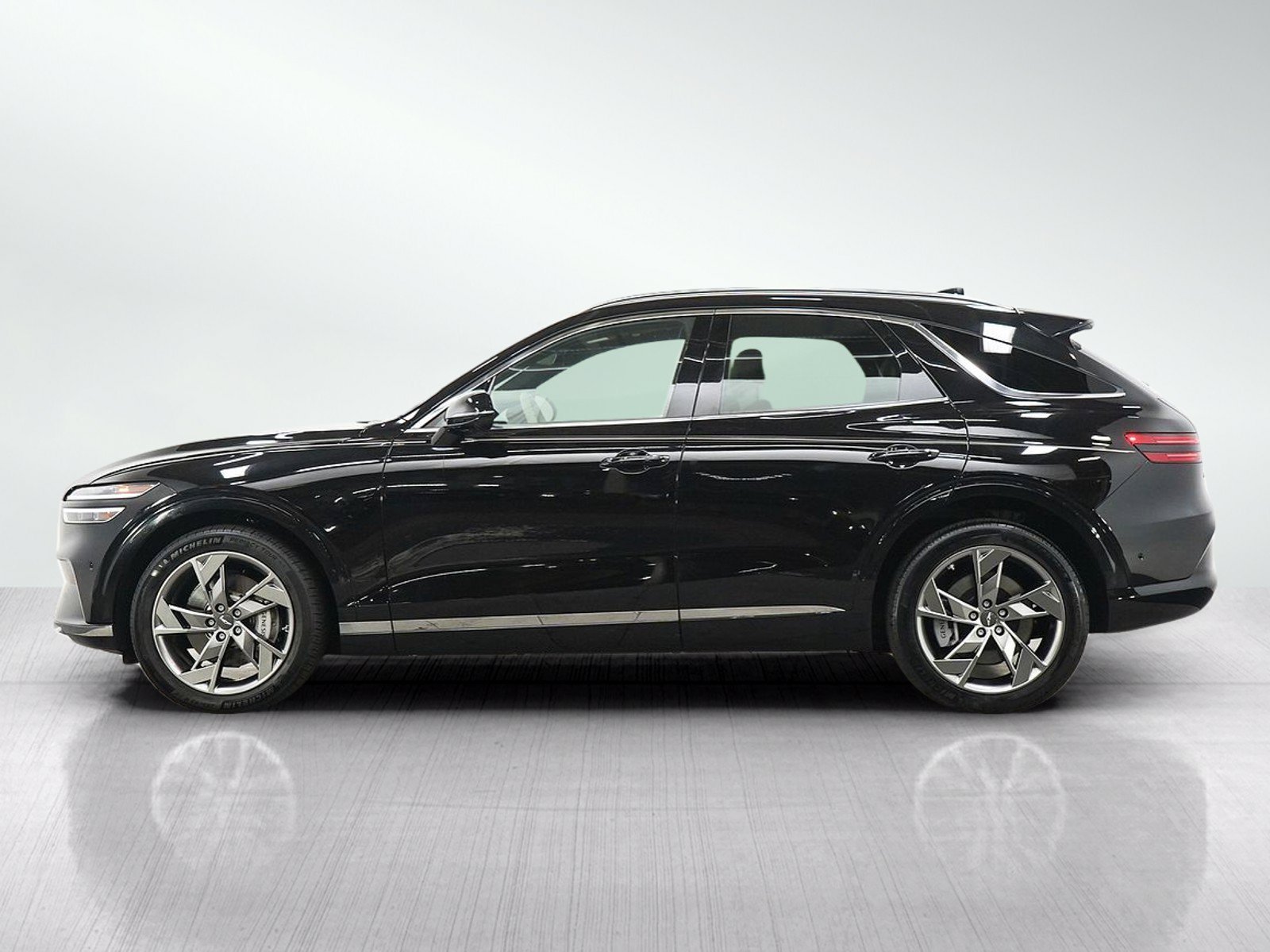 Used 2023 Vik Black Genesis Advanced AWD image 2