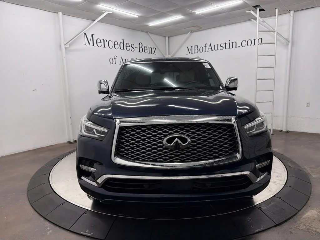 Used 2023 Blue INFINITI Sensory image 2