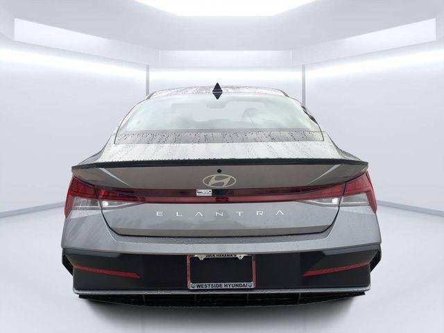 New 2026 Silver Hyundai SEL Sport Premium image 4