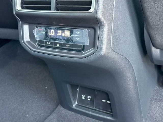 New 2026 Pure Gray Volkswagen 2.0T SE w/Technology image 24