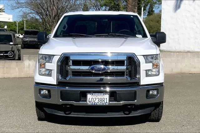 Used 2015 Oxford White Ford XLT image 3