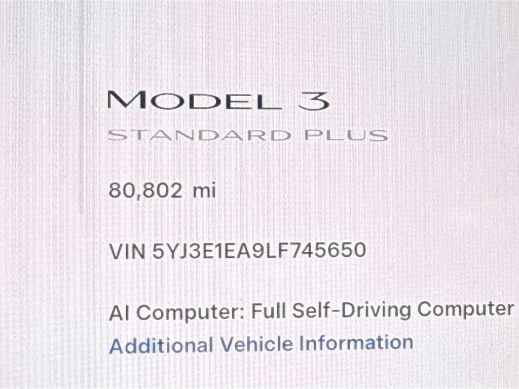 Used 2020  Tesla Standard image 12