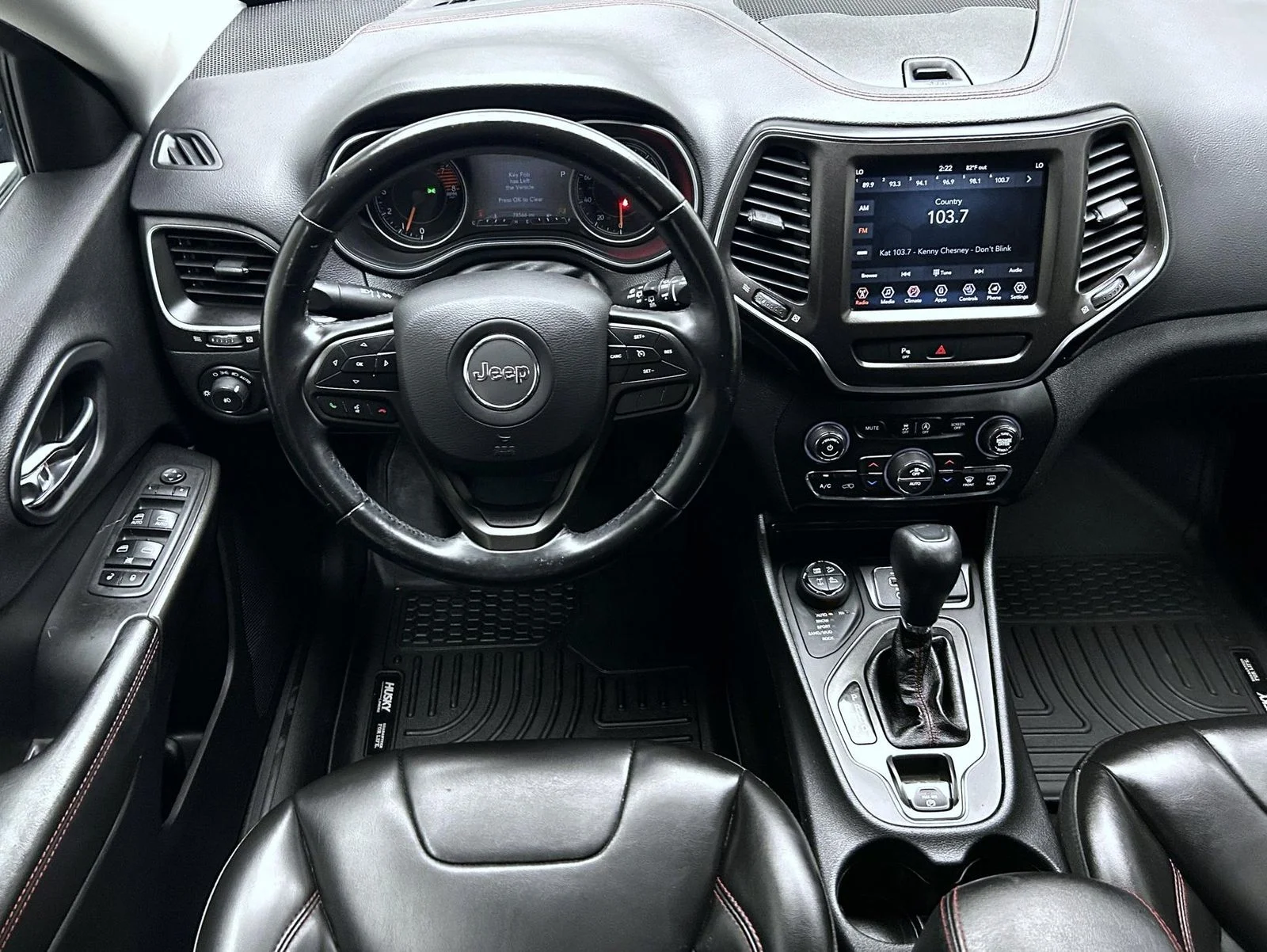 Used 2019 Black Jeep Trailhawk image 14