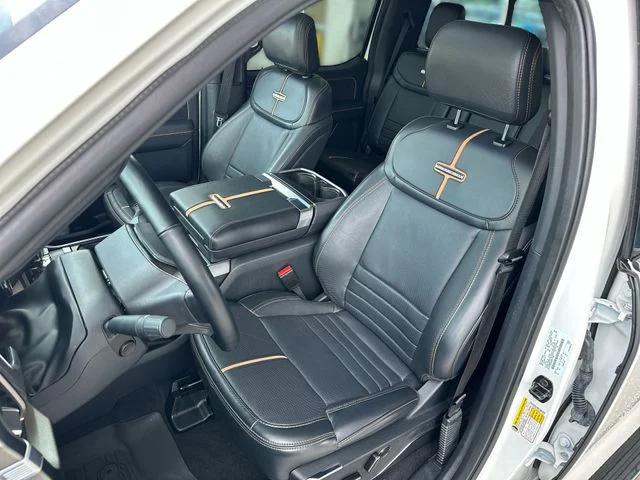 Used 2023 White Ford Platinum image 12