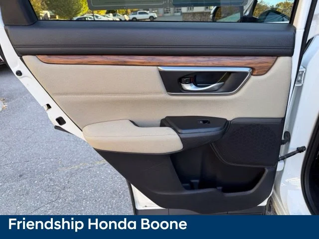 Used 2021 White Honda EX image 29