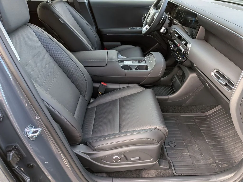 New 2026 Gray Hyundai Limited image 33