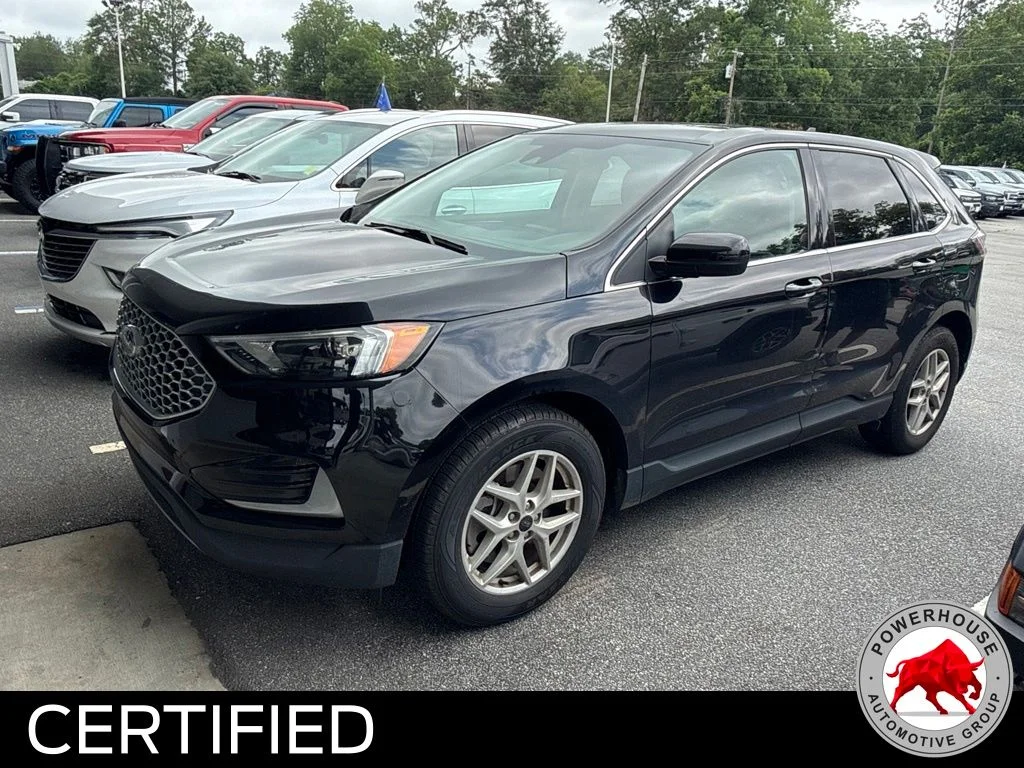 Used 2024 Black Ford SEL image 1
