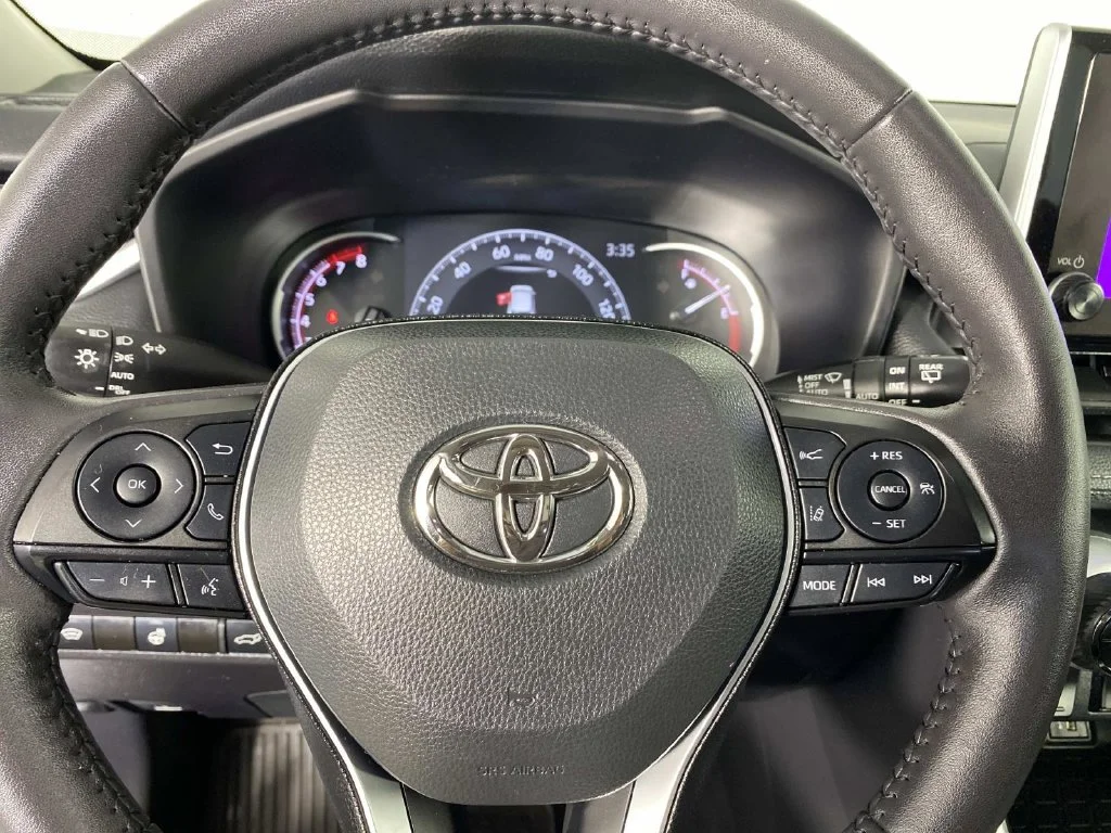 Used 2025 Magnetic Gray Metallic Toyota XLE image 16