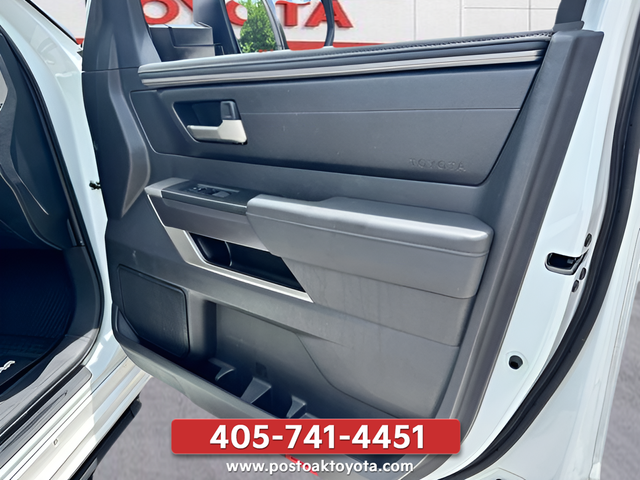 Used 2023 White Toyota SR5 image 19