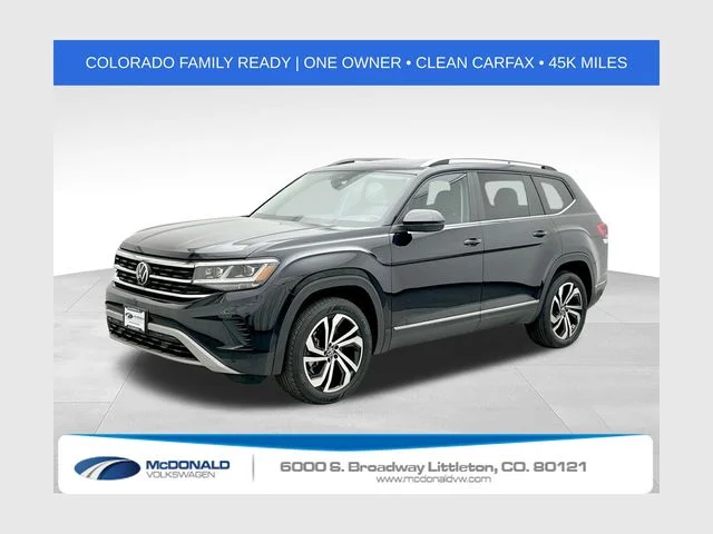 Used 2022 Black Volkswagen SEL image 1
