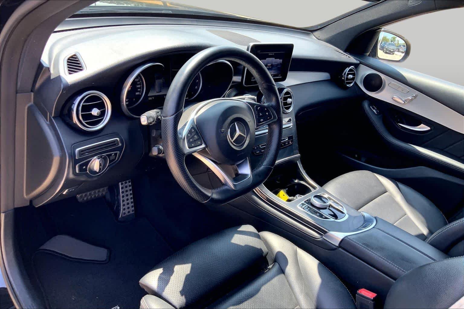Used 2019 Black Mercedes-Benz GLC 300 image 17