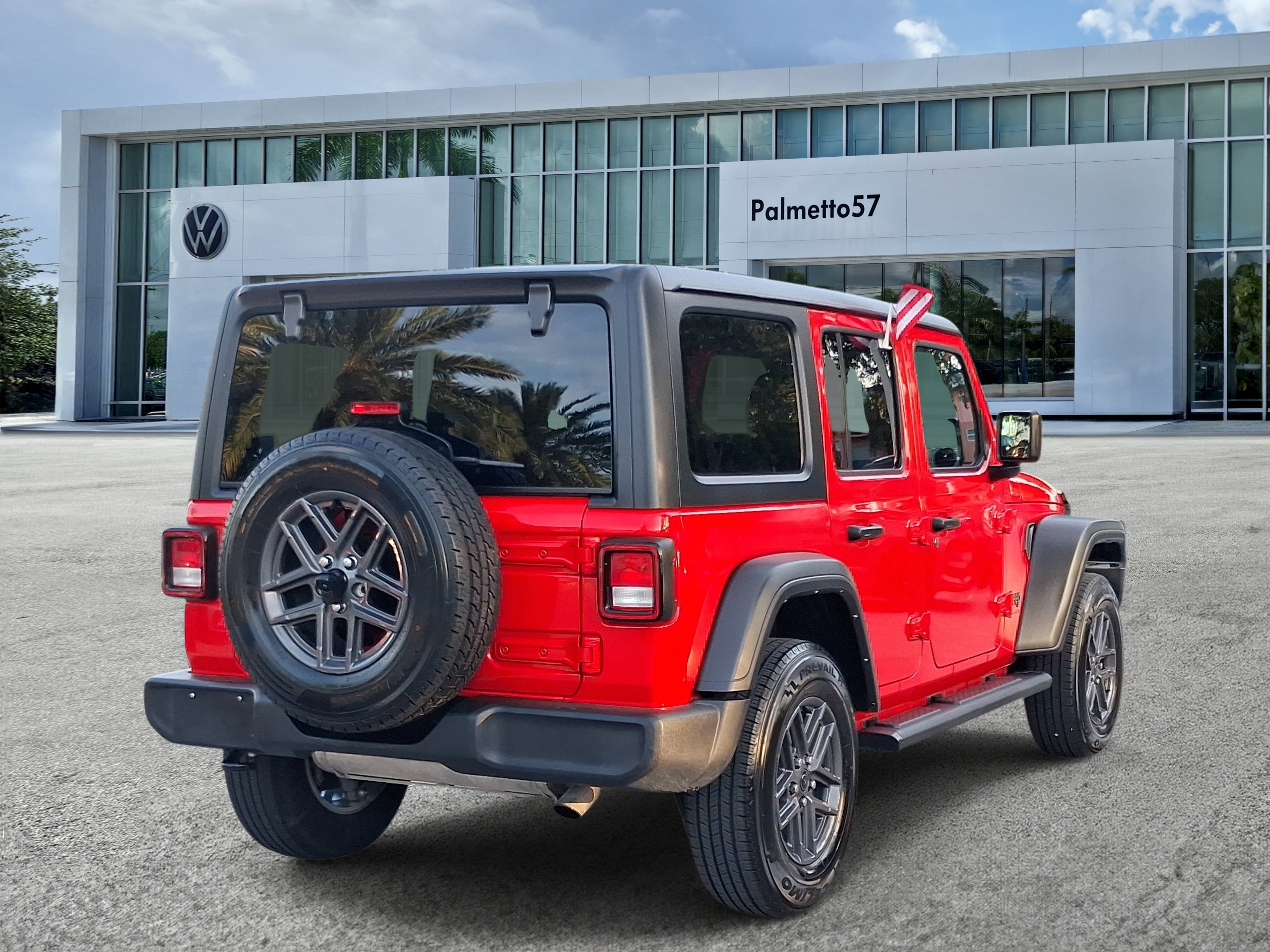 Used 2024 Red Jeep Sport S image 6