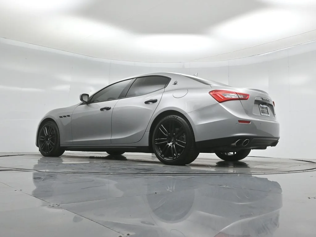 Used 2017 Silver Maserati Base image 46