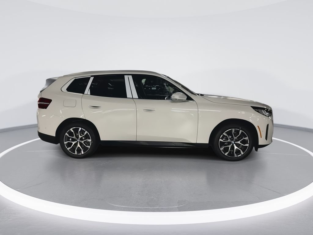 Used 2026 Alpine White BMW 30 xDrive image 9