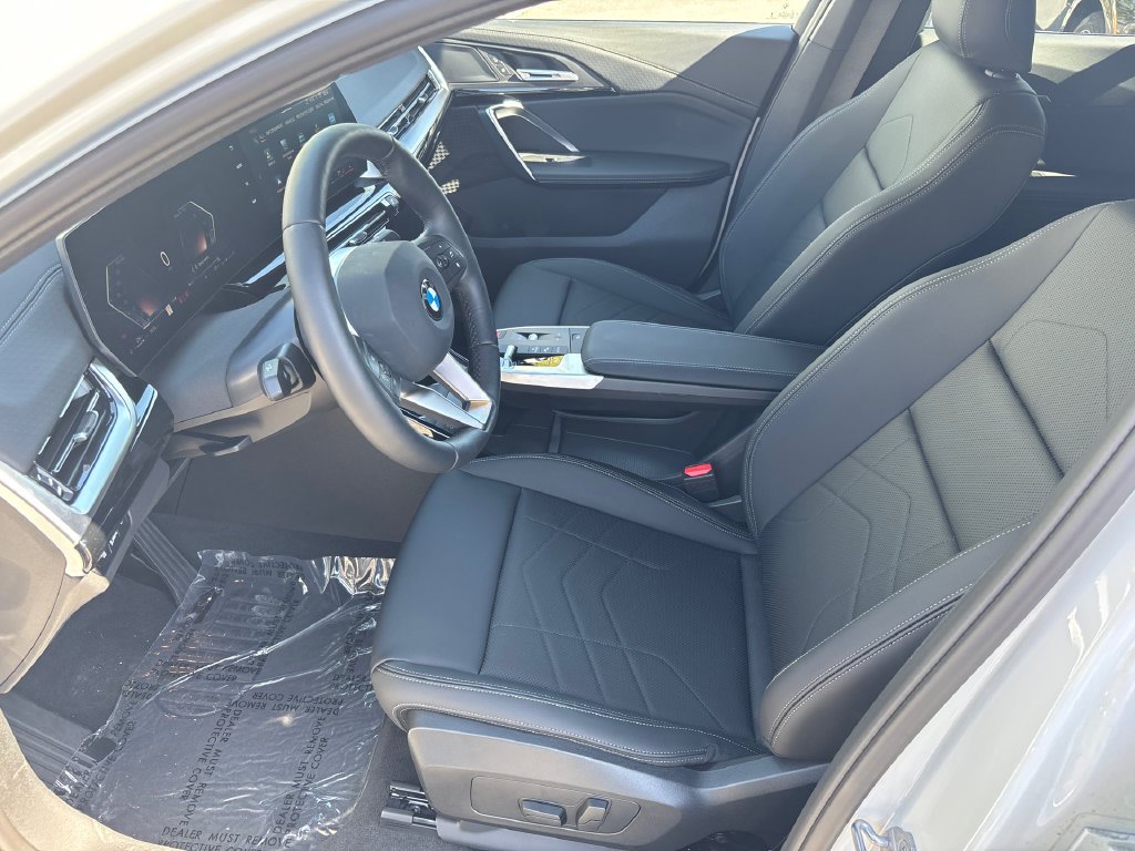 New 2026 Alpine White BMW xDrive28i image 27