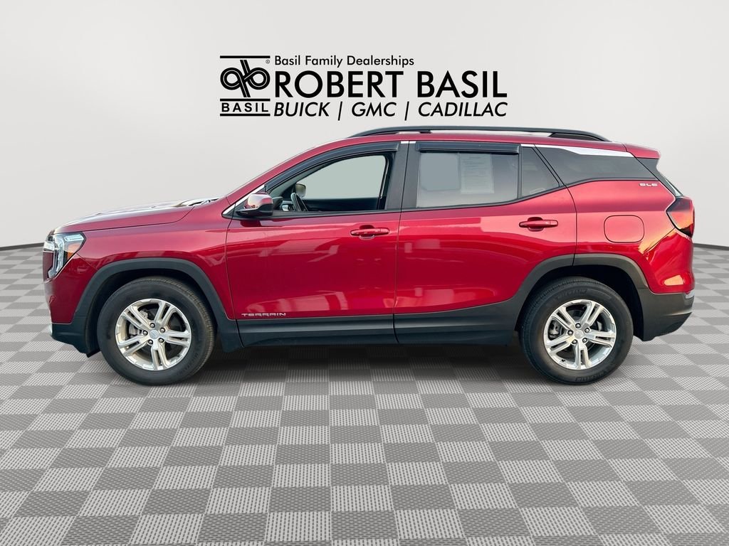 Used 2023 Red GMC SLE image 5