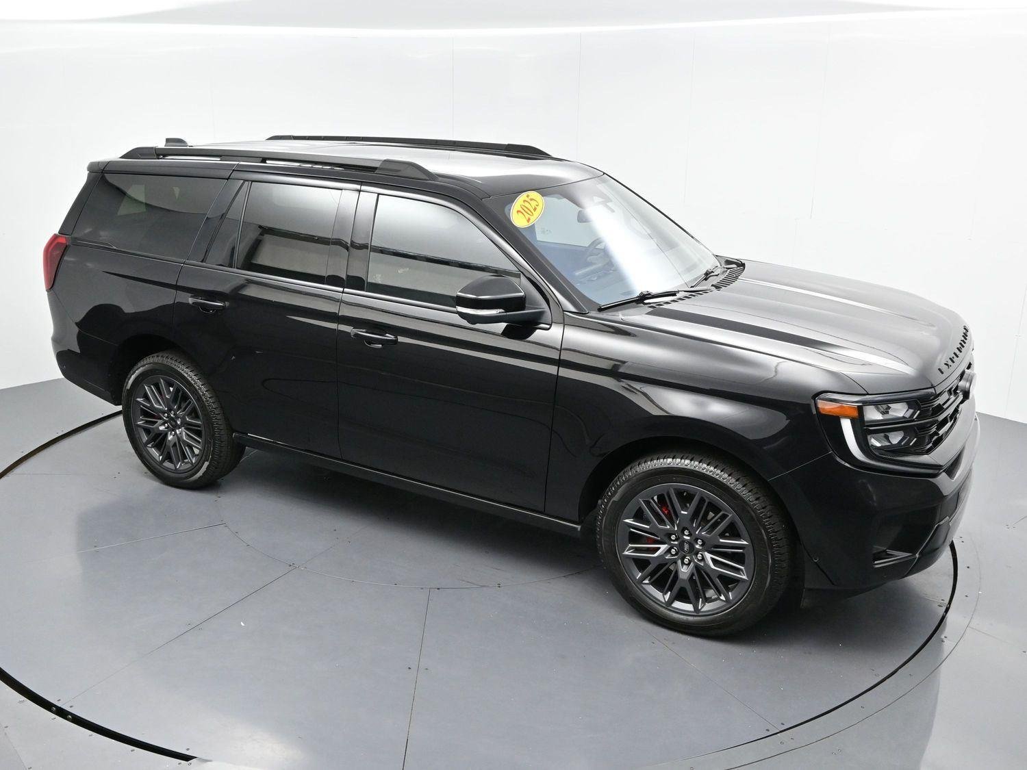 Used 2025 Agate Black Ford Platinum image 53