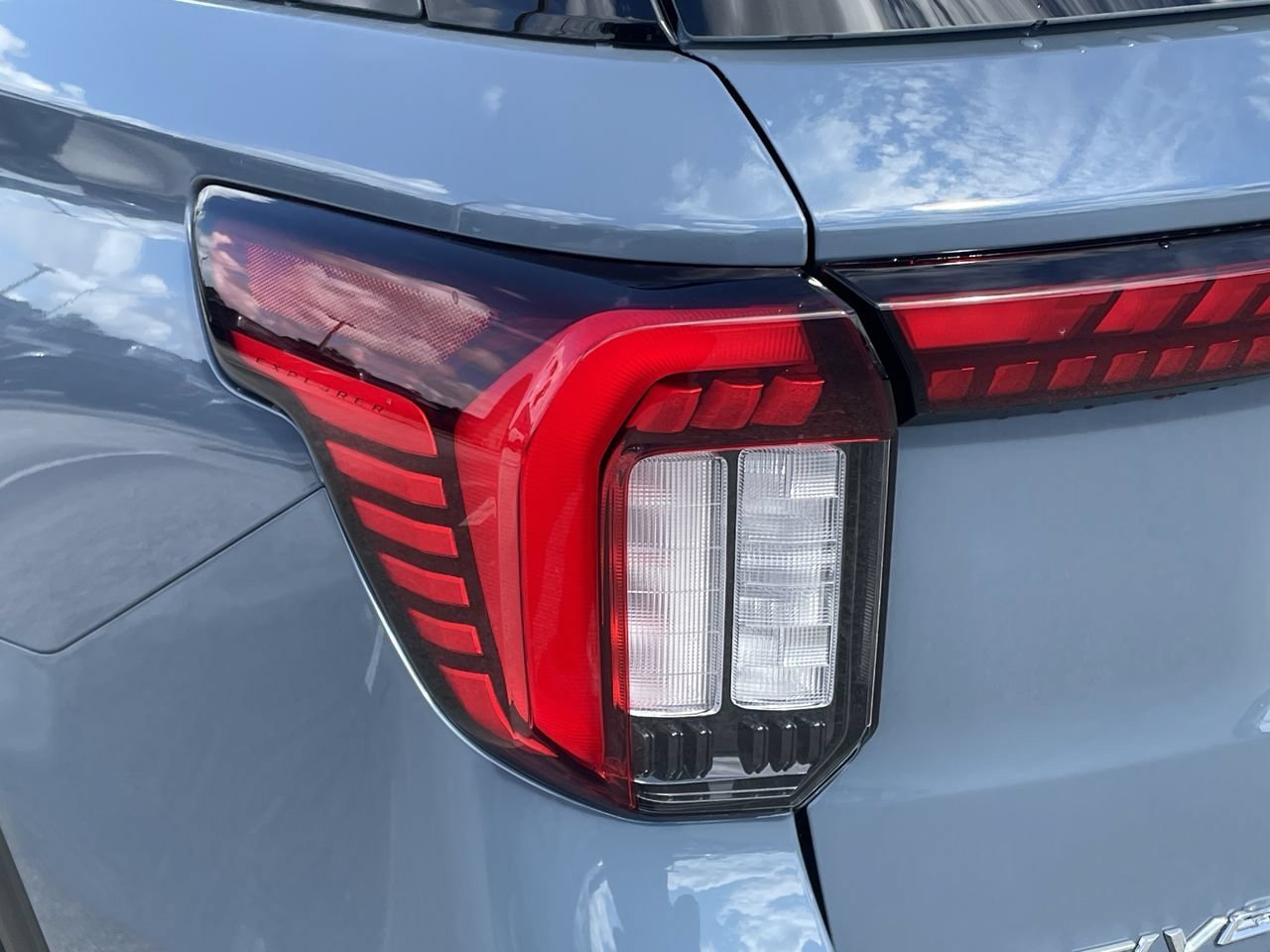 New 2026 Vapor Blue Metallic Ford Active image 7